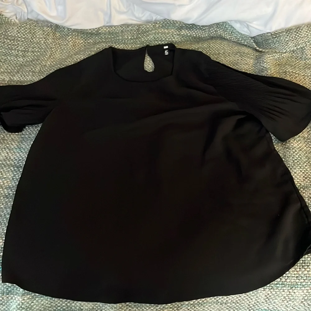ruffle sleeve blouse - Picture 3 of 8